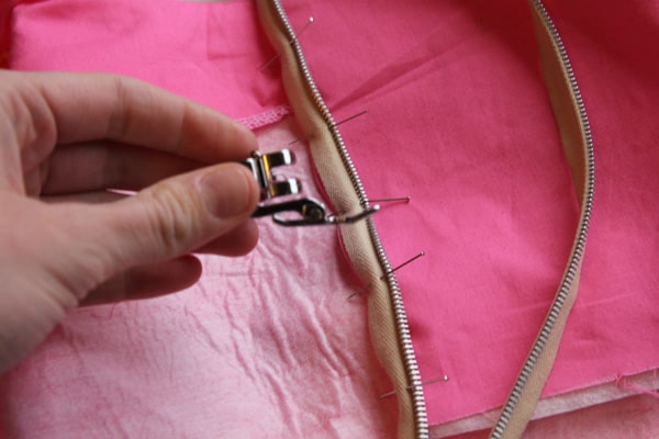 sewing 101: the easiest zipper - see kate sew