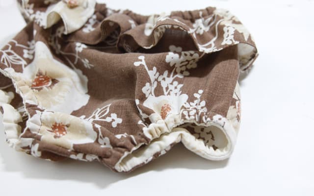 belly + baby // ruffle diaper covers pattern + tutorial - see kate sew