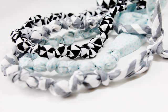 DIY fabric necklace