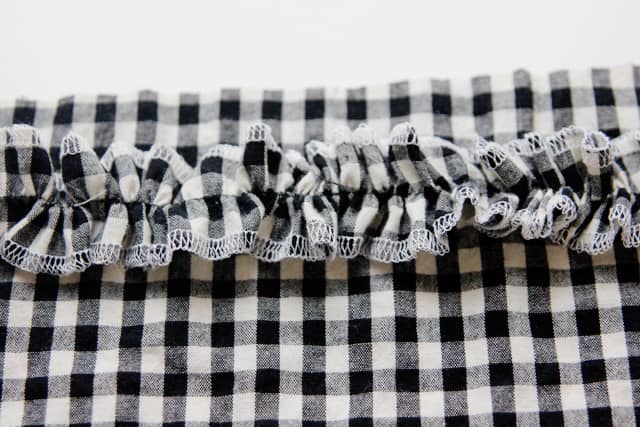 gingham style // serged ruffle bum diaper cover tutorial - see