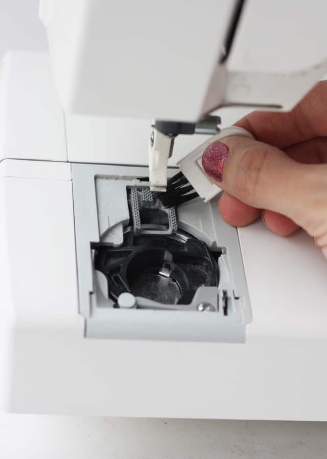 sewing 101: basics of sewing machine maintenance || Sewing Machine Maintenance | Sewing 101 | Sewing Tutorials | How to Maintain a Sewing Machine | Sewing Machines || See Kate Sew #sewingmachinemaintenance #sewing101 #sewingtutorials #seekatesew