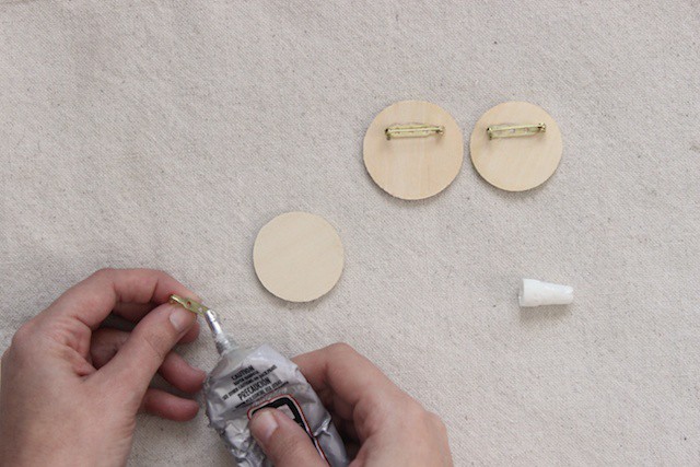 DIY Scrap Fabric Spring Brooches - Step 5