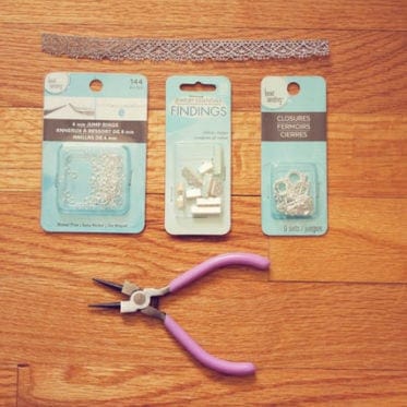 Lace Bracelet DIY
