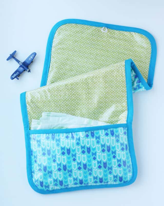 DIY Changing Pad and Diaper Clutch for Boys | sewing tutorials | DIY baby | diy baby items || See Kate Sew #diybaby #changingpad #sewingtutorial