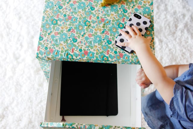 floral nightstand hack