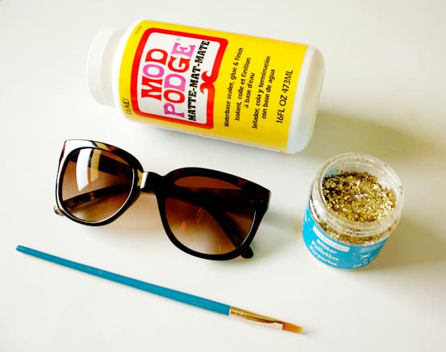 DIY glitter sunglasses