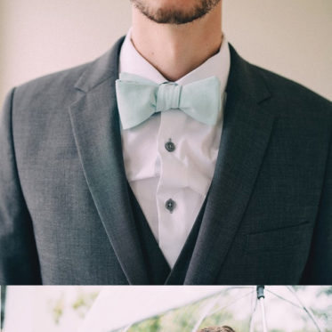 DIY BOW TIE - free pattern // seekatesew.com