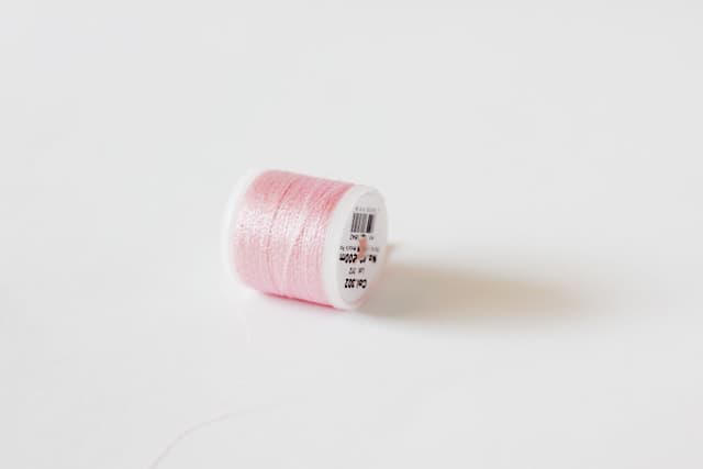 How to Sew with Metallic Thread In 6 Simple Steps || Metallic Thread | Metallic Thread Series | Sewing Tutorial | Sewing 101 | How to Sew with Metallic Thread || See Kate Sew #metallicthread #sewing101 #sewingtutorials #seekatesew