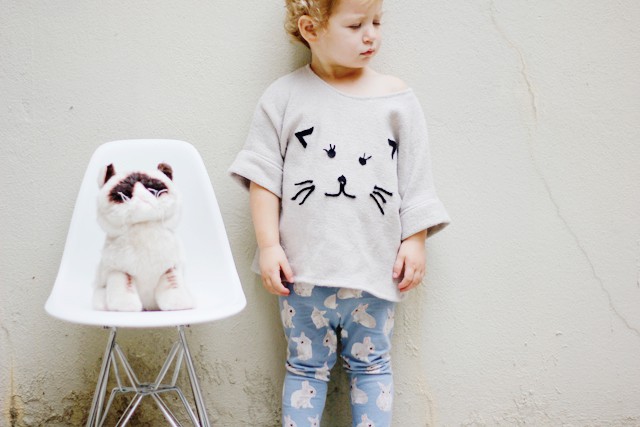 DIY-CAT-SWEATER-4