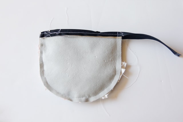 fabric-and-leather-pouch-tutorial-21