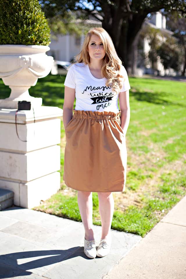 Paper bag shop skirt white