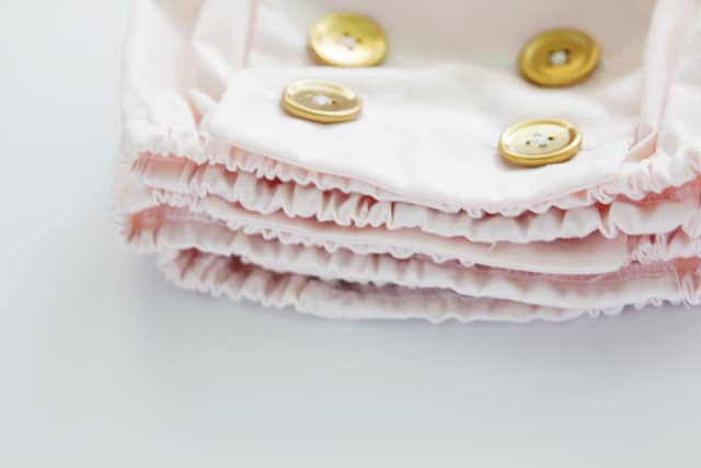 GOLD BUTTON BLOOMERS | FREE PATTERN | See Kate Sew