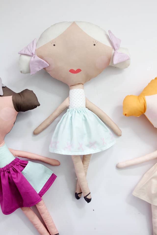 printed-doll-fabric-tutorial-16