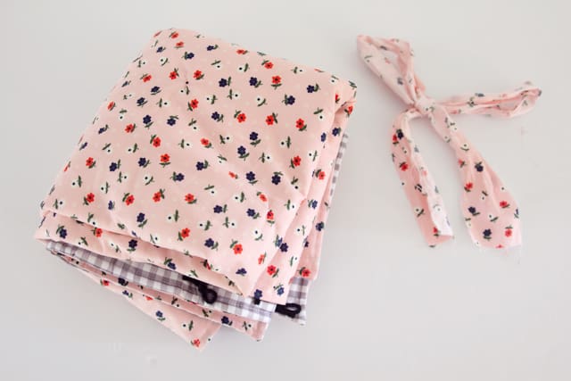 how to sew a baby blanket with 2 yards of fabric! - see kate sew