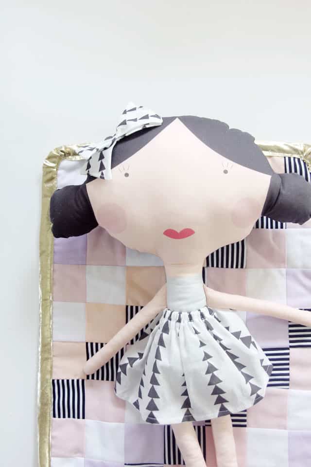 DIY Doll Quilt with Ruched Corners