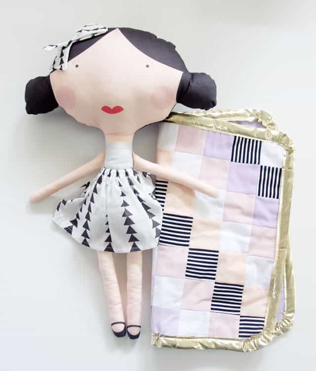 DIY Doll Quilt with Ruched Corners