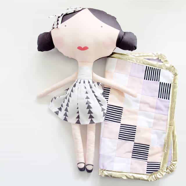 DIY Doll Quilt with Ruched Corners