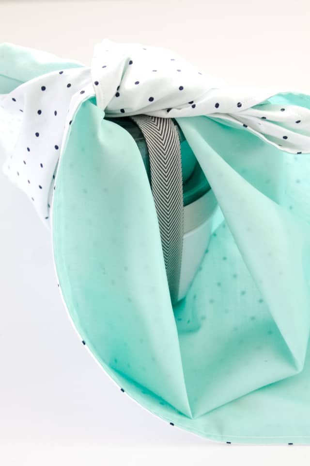 Bento Lunch Wrap + Napkin | how to sew a napkin | homemade lunch sack | sewing tips and tricks | sewing tutorials | diy projects | easy sewing projects || See Kate Sew #sewingproject #bentolunch #diynapkin