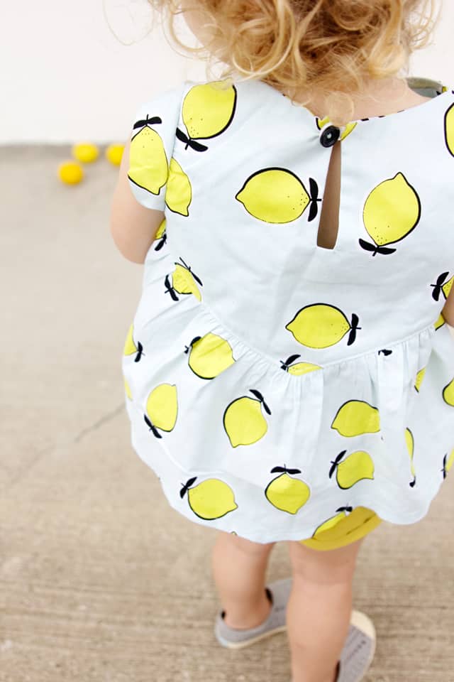 the Manhattan Blouse in Lemon Fabric | See Kate Sew #sewing #diykidsclothes #kidsclothing #summertop #summerclothing #lemons