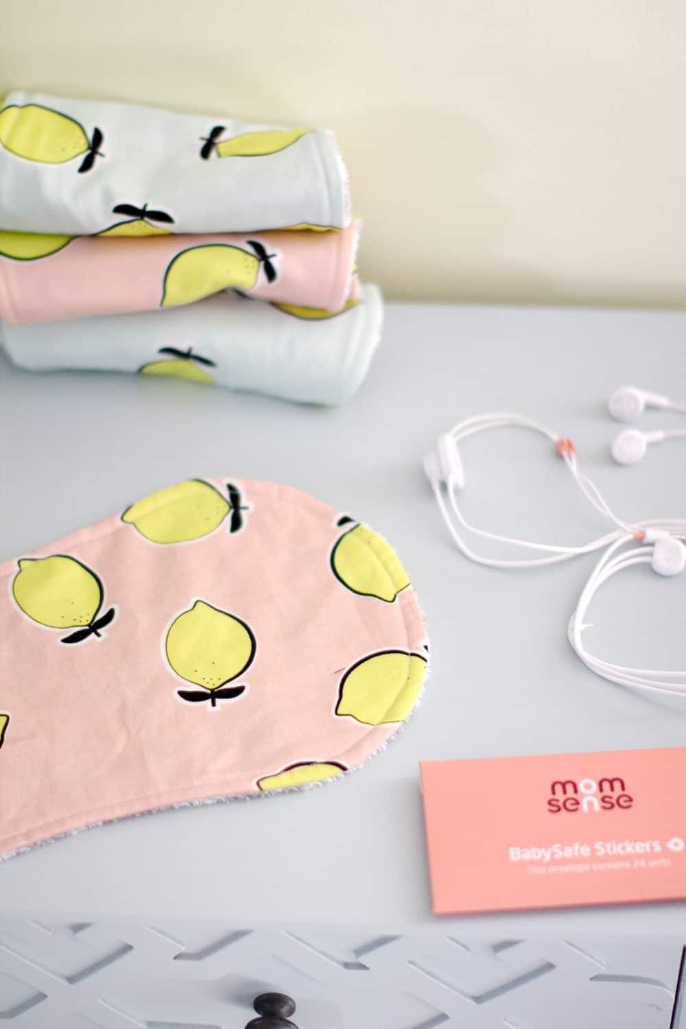 Momsense Breastfeeding Meter Review | See Kate Sew Burp Cloth Tutorial