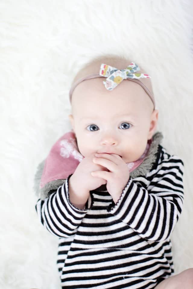 Bandana Drool Bib Tutorial | diy drool bib | handmade drool bib | diy drool bib pattern | easy diy drool bib | drool bib ideas || See Kate Sew #droolbib #diybaby #babybib