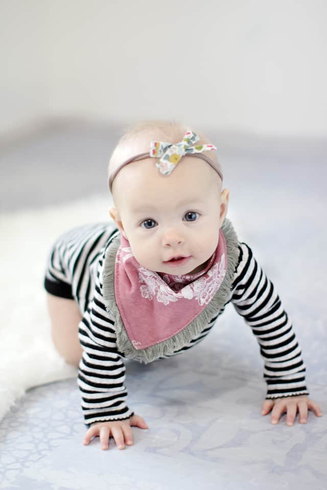 Bandana Drool Bib Tutorial | diy drool bib | handmade drool bib | diy drool bib pattern | easy diy drool bib | drool bib ideas || See Kate Sew #droolbib #diybaby #babybib