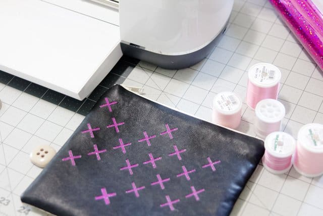 Cutting Fabric with Cricut + Riley Blake - see kate sew