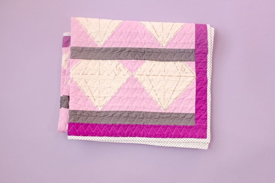 Quilting with the Cricut Maker | Quilt Block of The Month | free quilt patterns | diy quilt | quilt tutorial | cricut tutorials | how to make a quilt || See Kate Sew #freepattern #quiltpatterns #cricut