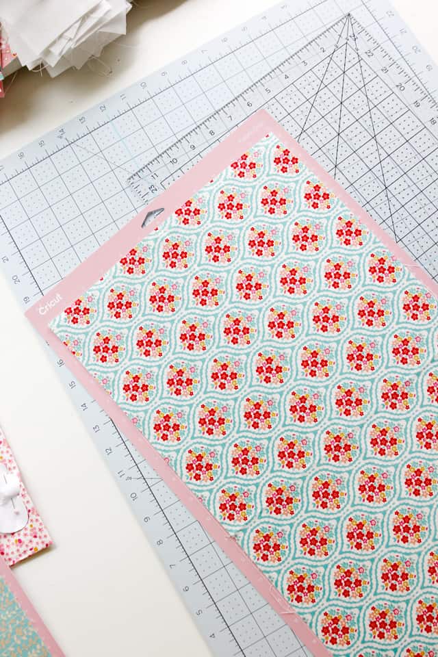 Cutting Fabric with Cricut | How to Use a Cricut to Cut Fabric | Riley Blake Quilt Kit | Cricut Maker | How to Make a Quilt with a Cricut Maker | Cutting Fabric with the Cricut Maker || See Kate Sew #cuttingfabricwithacricut #rileyblakequiltkits #cricutmaker #quiltswithcricut #seekatesew