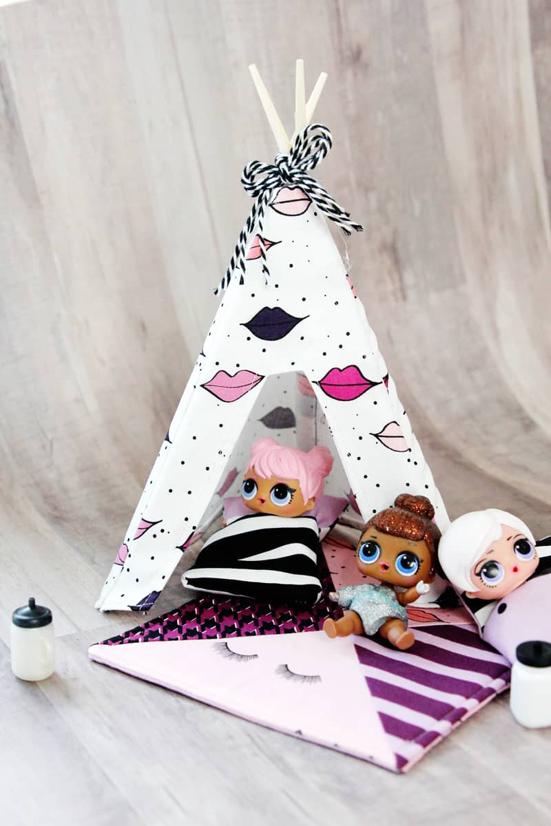 DIY DOLL TENT TUTORIAL | DIY Mini Doll Tent | DIY Mini Doll Accessories | DIY Kids Toys | DIY LOL Doll Accessories | How to Make a Mini Doll Tent | Mini Doll Tent Pattern | Mini Doll Tent Tutorial | Sewing Tutorials || See Kate Sew #diyminitent #loldollaccessories #sewingpatterns #diykidstoys #kissmekatefabric #seekatesew