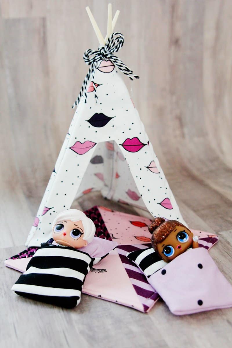 DIY DOLL TENT TUTORIAL | DIY Mini Doll Tent | DIY Mini Doll Accessories | DIY LOL TENT | DIY LOL Doll Accessories | How to Make a Mini Doll Tent | Mini Doll Tent Pattern | Mini Doll Tent Tutorial | Sewing Tutorials || See Kate Sew #diyminitent #loldollaccessories #sewingpatterns #diykidstoys #kissmekatefabric #seekatesew