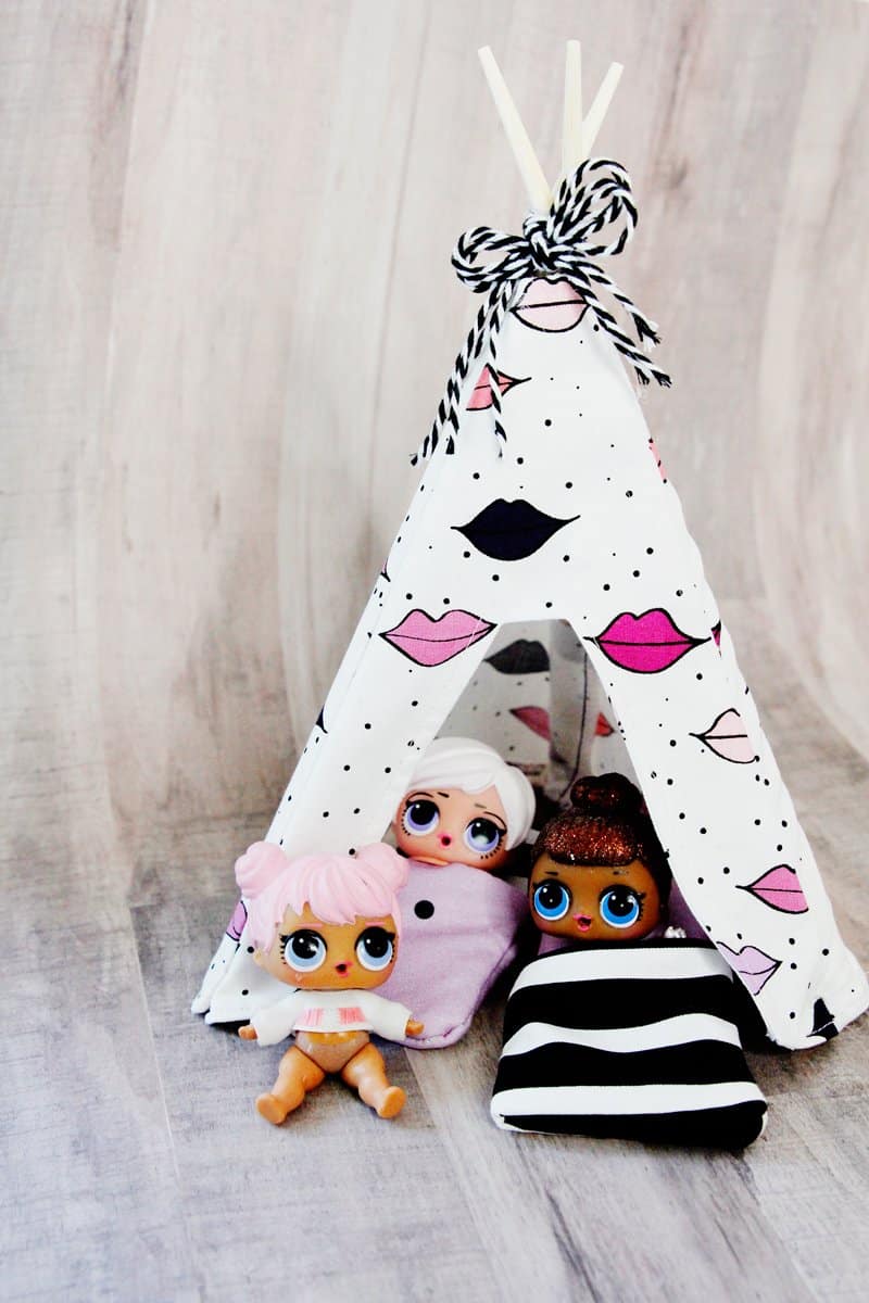 DIY DOLL TENT TUTORIAL | DIY Mini Doll Tent | DIY Mini Doll Accessories | DIY Kids Toys | DIY LOL Doll Accessories | How to Make a Mini Doll Tent | Mini Doll Tent Pattern | Mini Doll Tent Tutorial | Sewing Tutorials || See Kate Sew #diyminitent #loldollaccessories #sewingpatterns #diykidstoys #kissmekatefabric #seekatesew