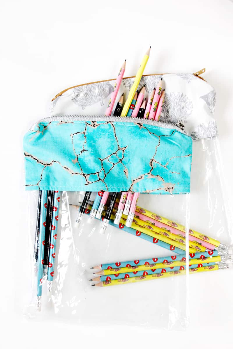 How to make a diy pencil case | DIY Pencil Pouch | DIY Back to School | DIY School Supplies | Vinyl Pencil Pouch | How to Sew a Pencil Pouch | DIY Pencil Case | DIY Clear Vinyl Pencil Pouch | Things to Make with Vinyl || See Kate Sew #diybacktoschool #diypencilpouch #diyschoolsupplies #thingstomakewithvinyl #diypencilcase #seekatesew