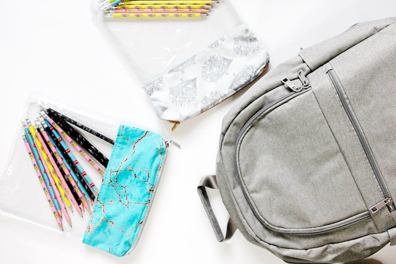 How to make a diy pencil case | DIY Pencil Pouch | DIY Back to School | DIY School Supplies | Vinyl Pencil Pouch | How to Sew a Pencil Pouch | DIY Pencil Case | DIY Clear Vinyl Pencil Pouch | Things to Make with Vinyl || See Kate Sew #diybacktoschool #diypencilpouch #diyschoolsupplies #thingstomakewithvinyl #diypencilcase #seekatesew