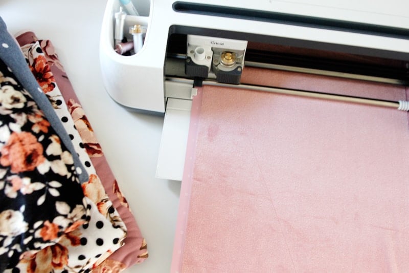 Make a Sewing Machine Mat with the Cricut Rotary Blade - see kate sew