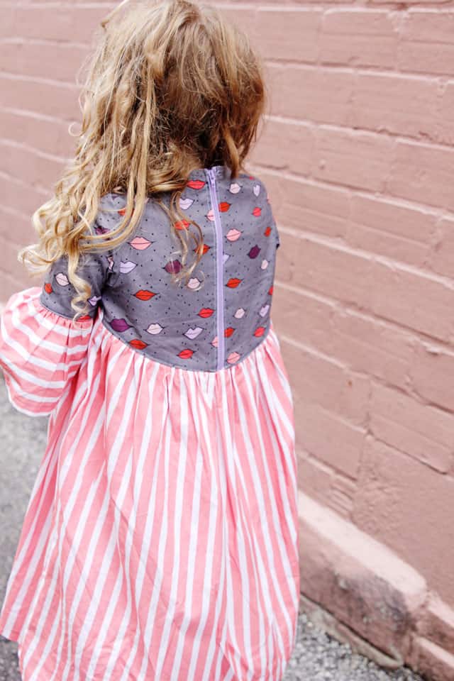 Lips + Stripes Dress | DIY Girls Dress | DIY Kids Clothes | Emma Dress Pattern | Kiss Me, Kate Fabric | Girls Dress Tutorial || See Kate Sew #diygirlsdress #emmadresspattern #kissmekatefabric #sewingtutorial #seekatesew