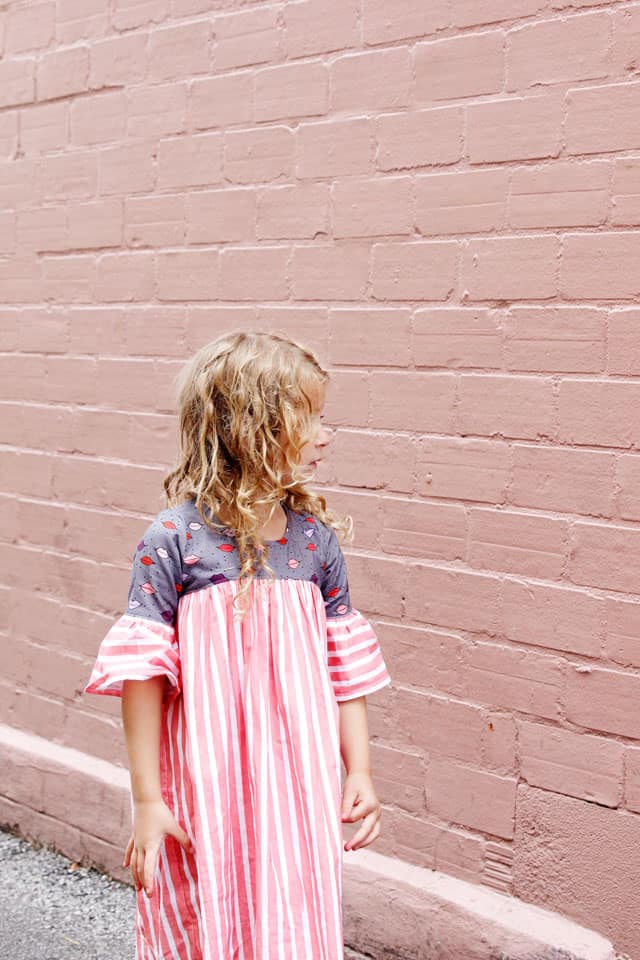 Lips + Stripes Dress | DIY Girls Dress | DIY Kids Clothes | Emma Dress Pattern | Kiss Me, Kate Fabric | Girls Dress Tutorial || See Kate Sew #diygirlsdress #emmadresspattern #kissmekatefabric #sewingtutorial #seekatesew