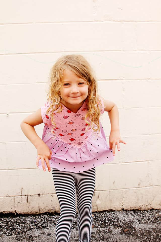 Manhattan Top | DIY Girls Top | DIY Girls Clothes | DIY Kids Clothes | Manhattan Top Pattern | Kiss Me, Kate Fabric || See Kate Sew #diygirlstop #manhattantop #kissmekate #lipfabric #seekatesew 