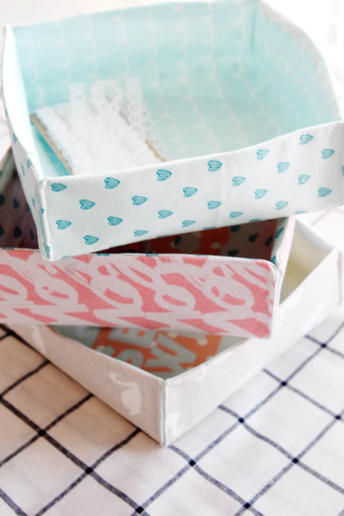 fabric-boxes-diy-with-free-pdf-pattern-see-kate-sew