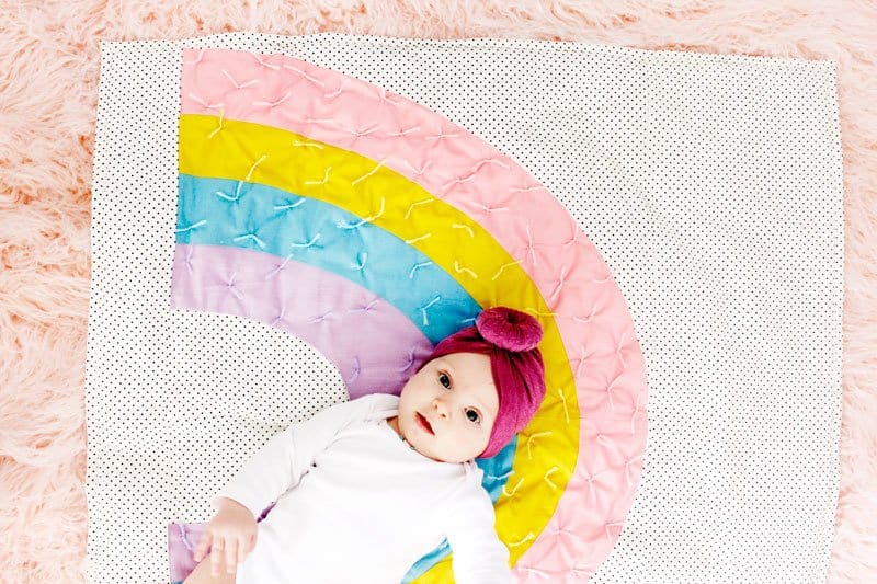 Rainbow Baby Quilt (free pattern!) | Baby Quilt | Rainbow Baby Quilt | Rainbow Quilt | Baby Quilt Pattern| Free Baby Quilt Pattern | Free Quilt Pattern | Quilt Pattern || See Kate Sew #freepattern #cricut #babyquilt #seekatesew