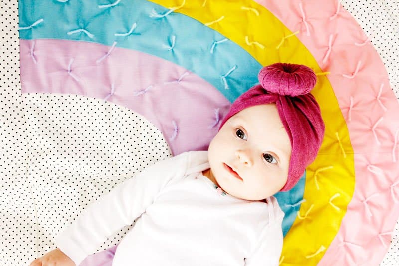 Rainbow Baby Quilt (free pattern!) | Baby Quilt | Rainbow Baby Quilt | Rainbow Quilt | Baby Quilt Pattern| Free Baby Quilt Pattern | Free Quilt Pattern | Quilt Pattern || See Kate Sew #freepattern #cricut #babyquilt #seekatesew