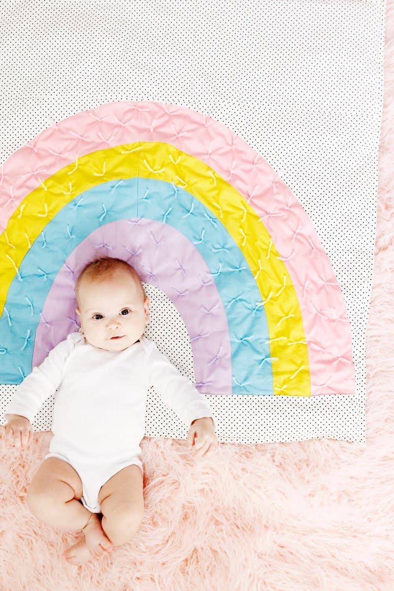 Rainbow Baby Quilt (free pattern!) | Baby Quilt | Rainbow Baby Quilt | Rainbow Quilt | Baby Quilt Pattern| Free Baby Quilt Pattern | Free Quilt Pattern | Quilt Pattern || See Kate Sew #freepattern #cricut #babyquilt #seekatesew