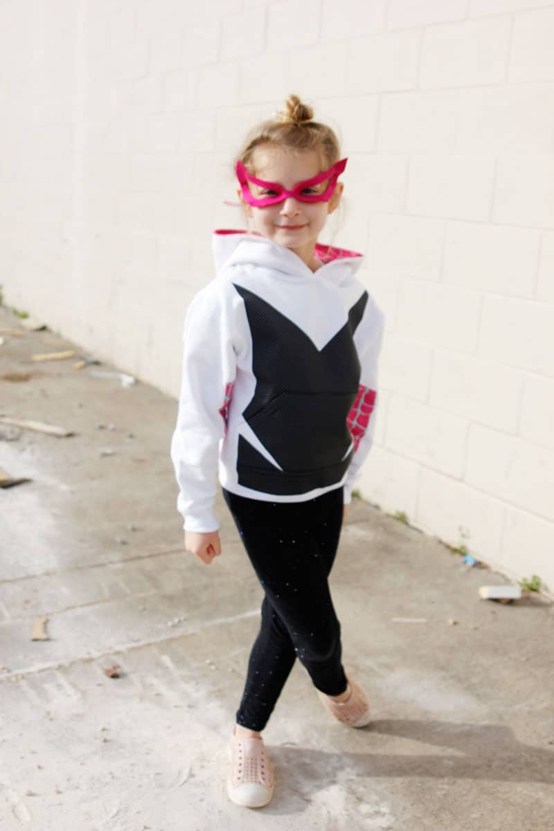 Spider-Man: Into The Spider-Verse DIY Costumes | DIY Spider-Verse Costumes | DIY Superhero Costumes | Easy DIY Costumes | Easy DIY Superhero Costumes | Free Costume Printables | Free Spider-Verse Costume Printables || See Kate Sew #costumes #spiderverse #freeprintables #seekatesew