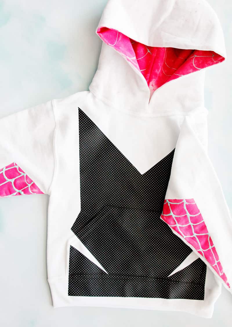 Spider-Man: Into The Spider-Verse DIY Costumes | DIY Spider-Verse Costumes | DIY Superhero Costumes | Easy DIY Costumes | Easy DIY Superhero Costumes | Free Costume Printables | Free Spider-Verse Costume Printables || See Kate Sew #costumes #spiderverse #freeprintables #seekatesew