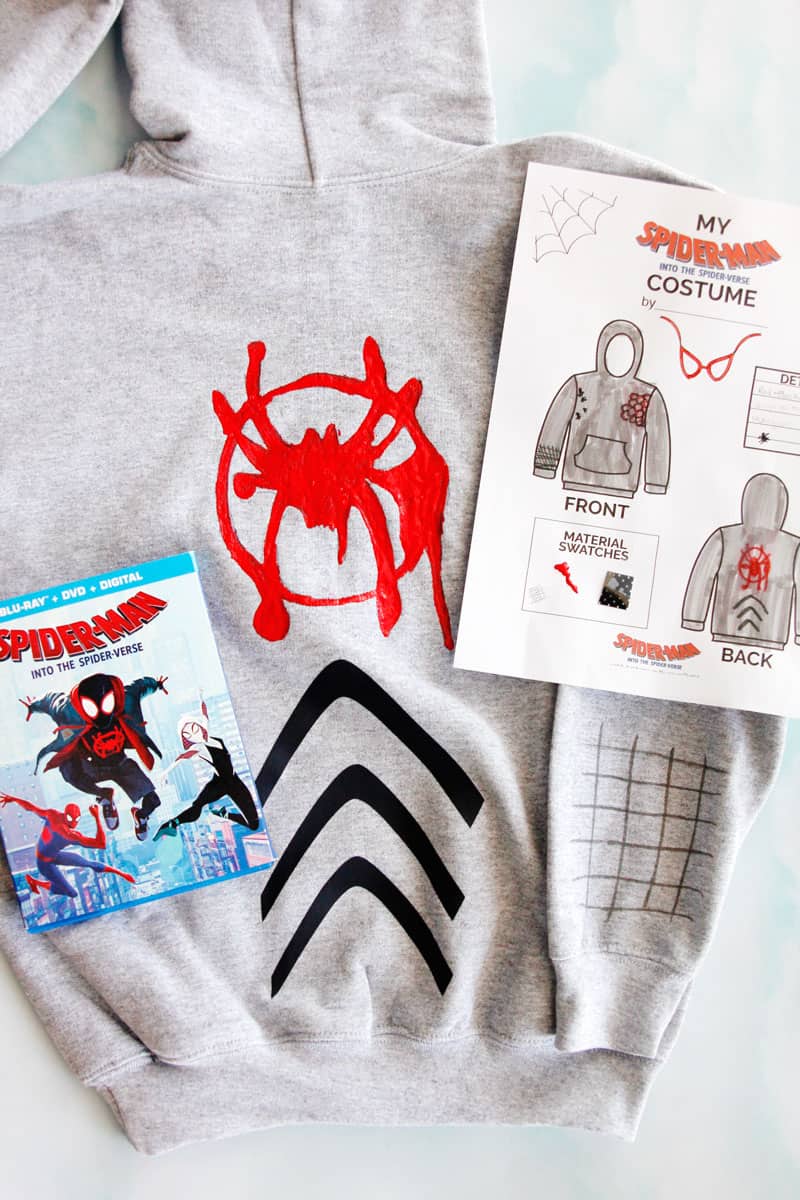 Spider-Man: Into The Spider-Verse DIY Costumes | DIY Spider-Verse Costumes | DIY Superhero Costumes | Easy DIY Costumes | Easy DIY Superhero Costumes | Free Costume Printables | Free Spider-Verse Costume Printables || See Kate Sew #costumes #spiderverse #freeprintables #seekatesew