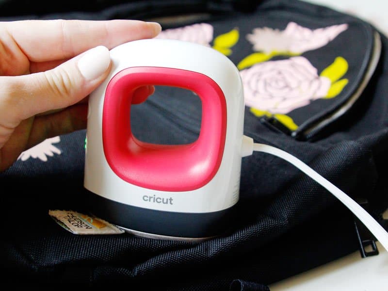 How to Iron-on Vinyl on a Backpack