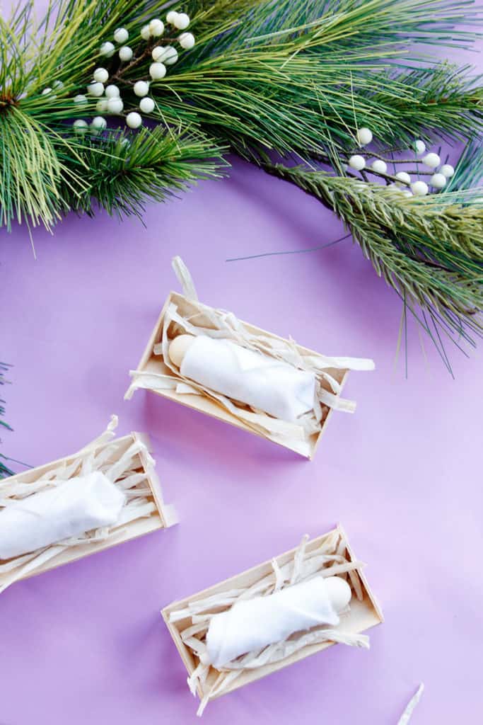 DIY Baby Jesus Manger with wood see kate sew