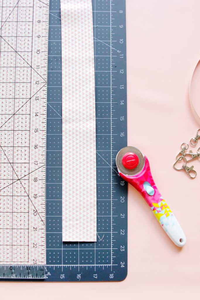 Face Mask Holder Strap DIY Lanyard with clips see kate sew