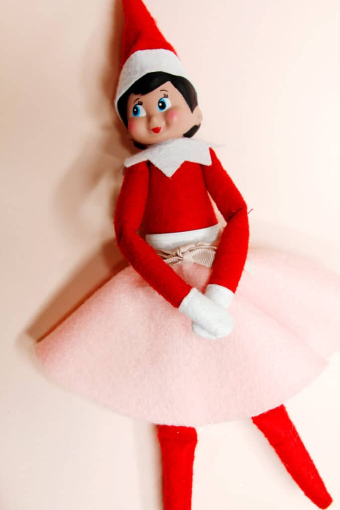 skirt pattern for elf on the shelf - no sew - see kate sew