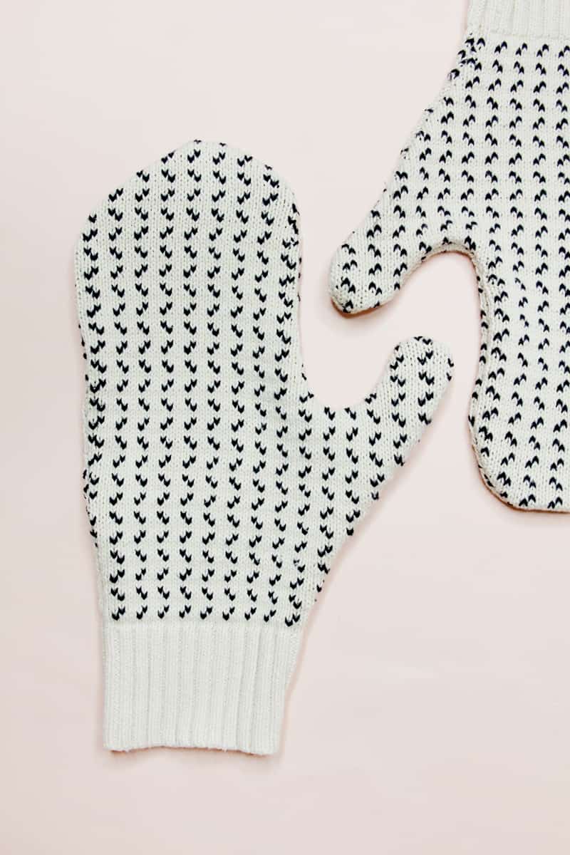 Bernie Sweater Mittens